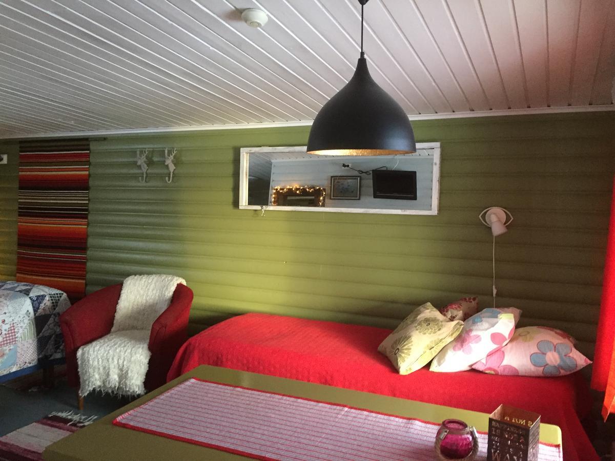 Saarituvat Cottages Rovaniemi Extérieur photo